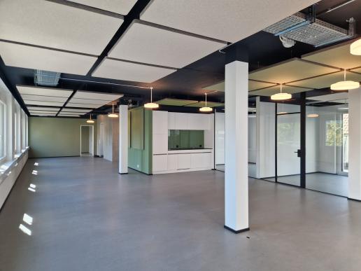 Tüchi 2 Büro